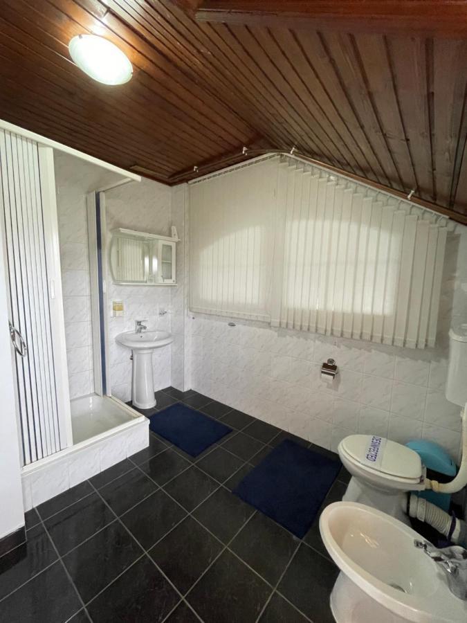 Guest House Luxotel Zrenjanin Exterior foto